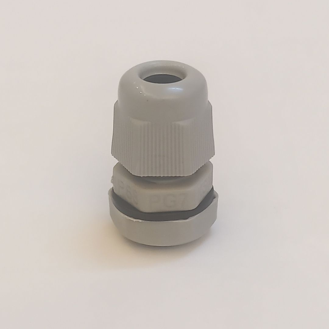 گلند کابل پلاستیکی سایز PG7