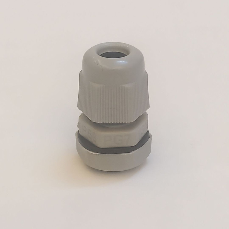 گلند کابل پلاستیکی سایز PG7