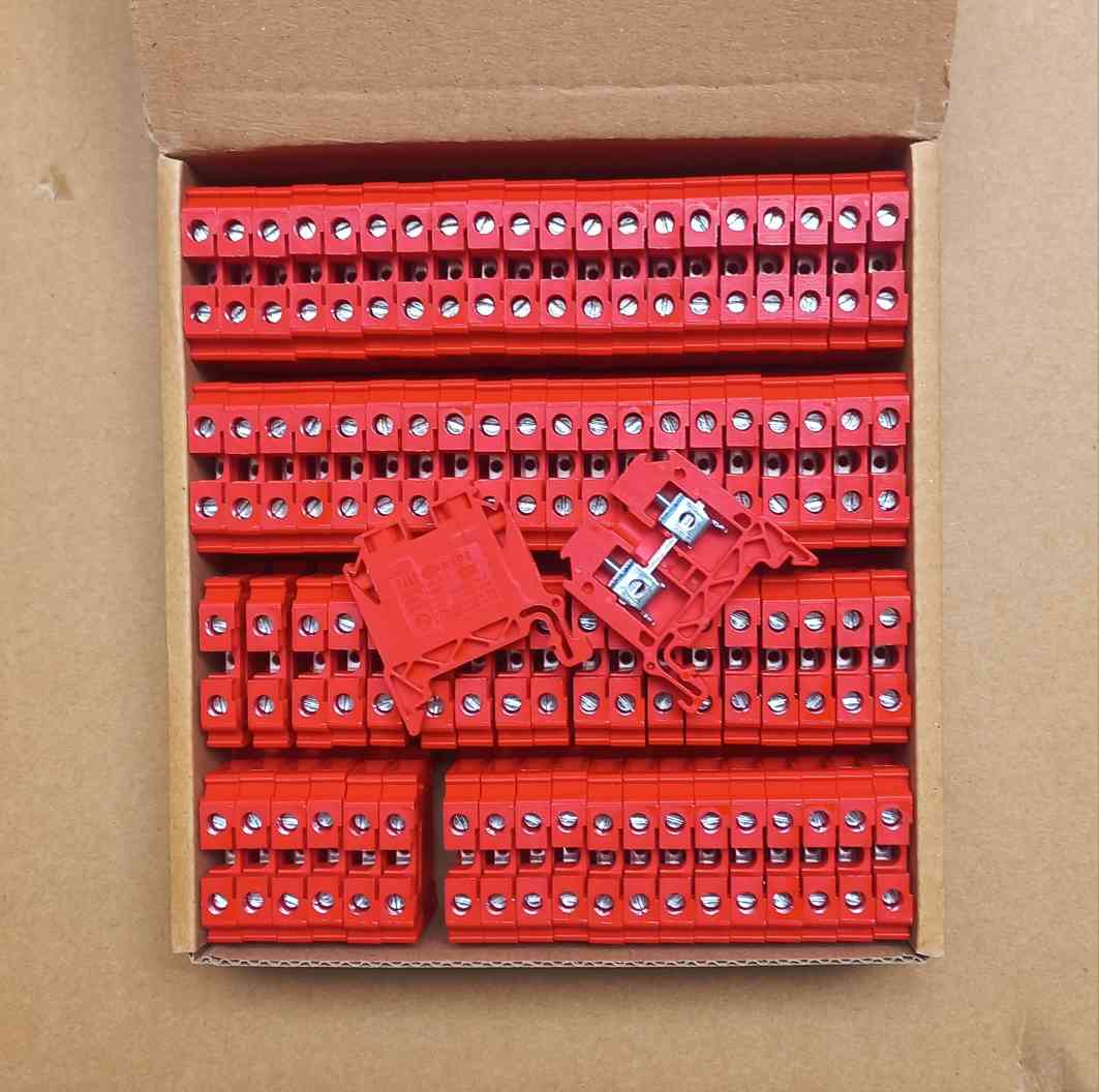 ترمینال ریلی رعدالکتریک  مدل RTP6 سایزر۶ رنگ قرمز