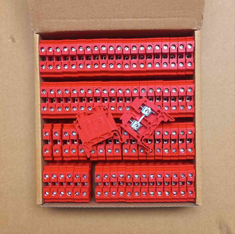 ترمینال ریلی رعدالکتریک مدل RTP6 سایزر۶ رنگ قرمز